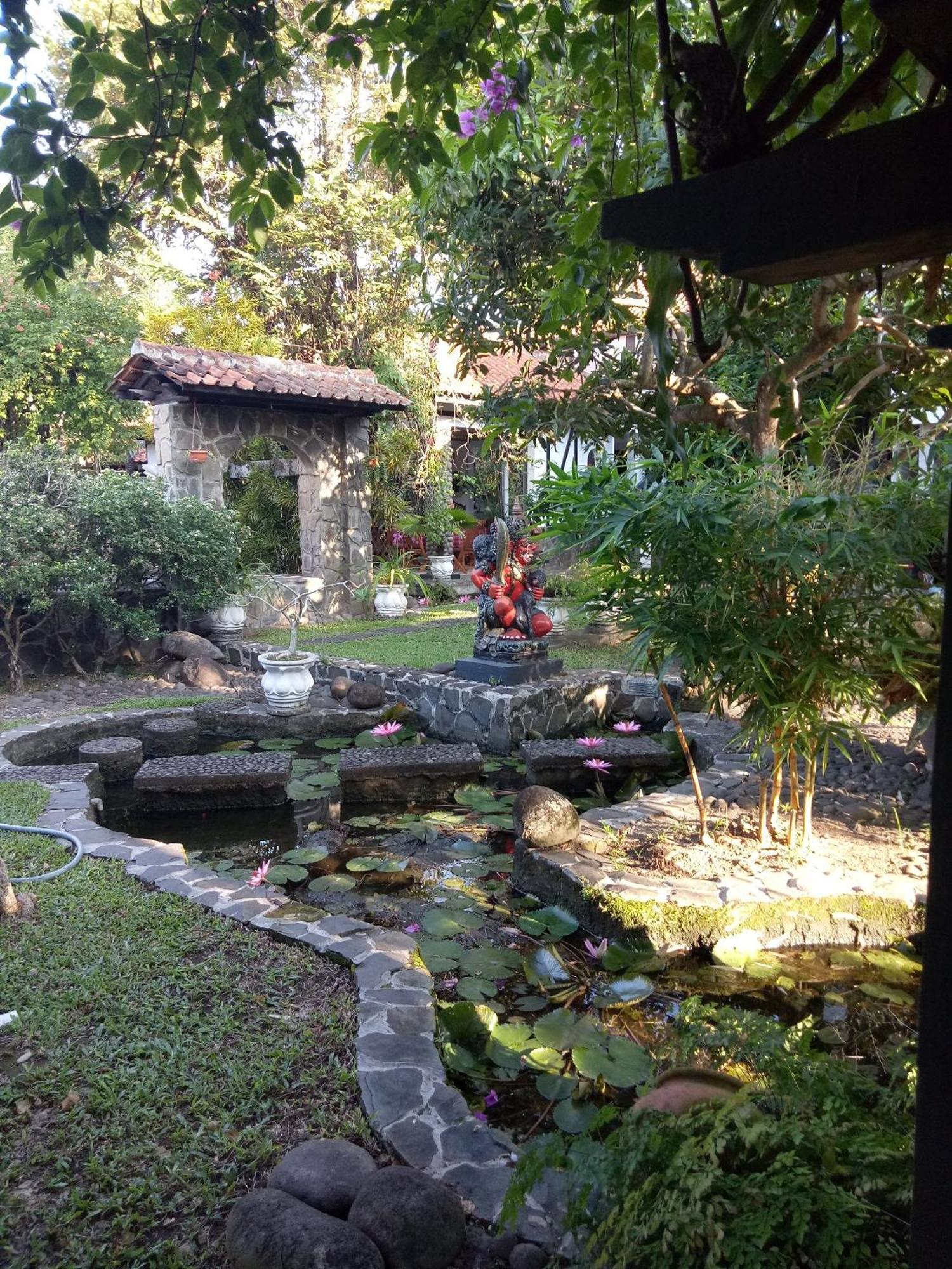 Adams Homestay Pangandaran Exterior foto